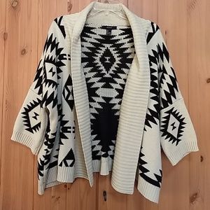 Sz S Forever 21 Aztec dolman sweater